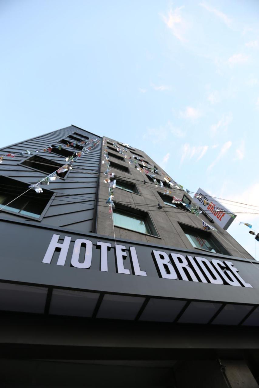 Hotel Bridge Пусан Экстерьер фото